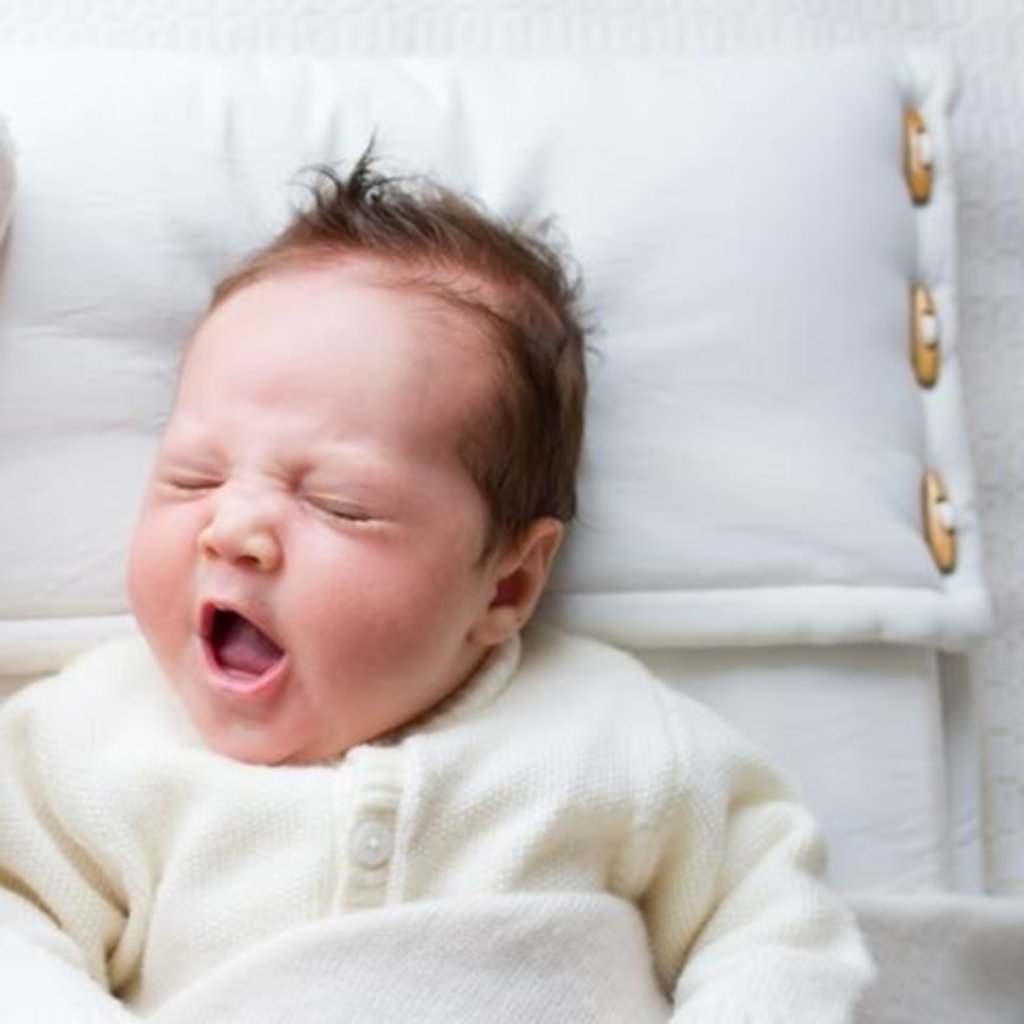 Naponta átlagosan 5,1 órát alszanak a kisgyermekes szülők