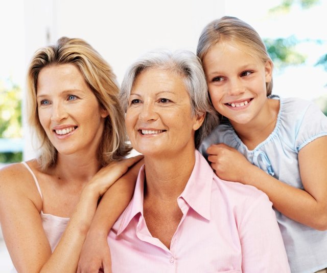 Miért nevelünk másképp, mint a szüleink?